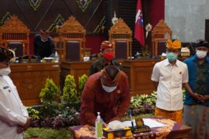 Dewan Sahkan RPJMD Semesta Berencana, Gede Dana: Tonggak Awal Perjalanan Visi Misi Prakerthi Nadi