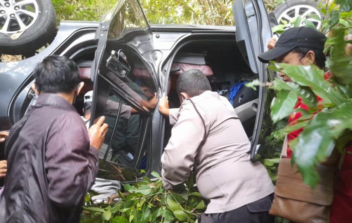 pria-padangkerta-coba-bunuh-diri-di-berina