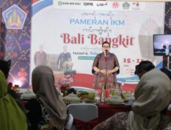 Ketua Dekranasda Provinsi Bali dalam Acara Makan Malam Bersama Peserta Diklat PIM 3 Provinsi Lampung
