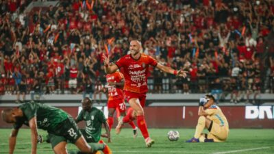 cetak-2-gol-spaso-jawab-kritikan-suporter