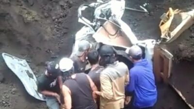 tebing-galian-c-sebudi-longsor-satu-orang-tewas