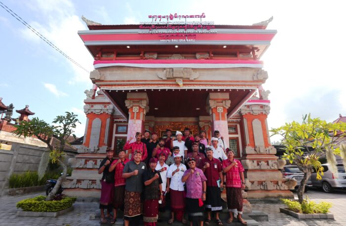 bendesa-madya-dicopot-mda-karangasem-gelar-guru-piduka