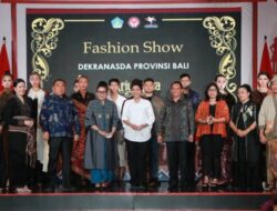 Ketua Dekranasda Provinsi Bali Ny. Putri Koster Pamerkan Tenun Tradisional Endek Bali Dalam Pameran Kriyanusa Tahun 2022