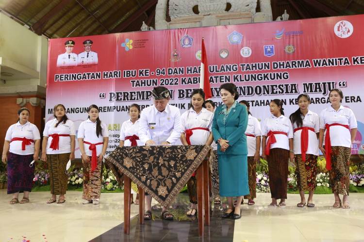 bupati-suwirta-minta-para-ibu-dan-organisasi-wanita-tingkatkan-peran-dalam-pembangunan