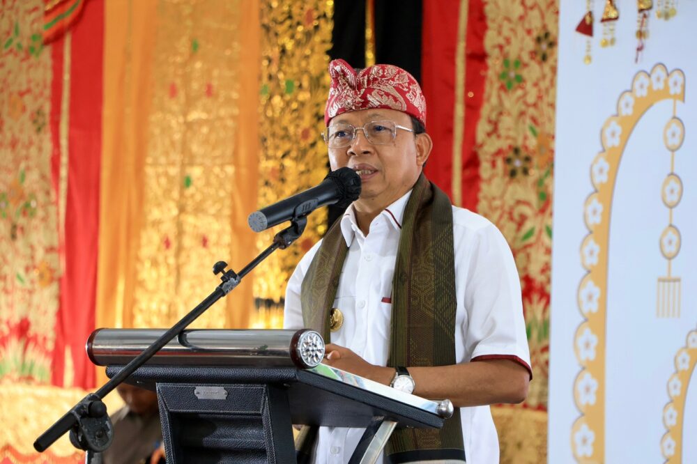 warga-minang-dukung-kepemimpinan-gubernur-bali-wayan-koster