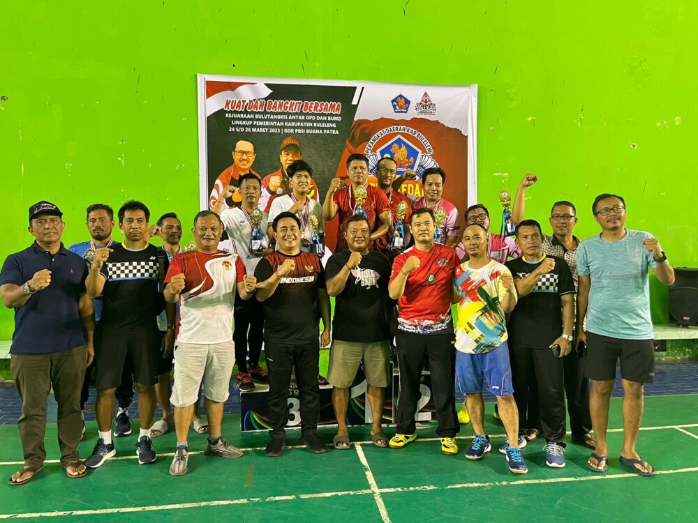kejuaraan-bulutangkis-antar-opd-bumd-hut-kota-singaraja-ke-419-tahun-lahirkan-juara-baru