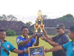 Wabup Kasta Menyaksikan Final Turnament Anniversary Semarapura United Ke-12