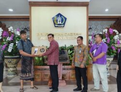 Update Harga Bapok Secara Realtime, Badung Terima Bantuan CSR Dua Running Teks dan 6 HP dari BPD Bali