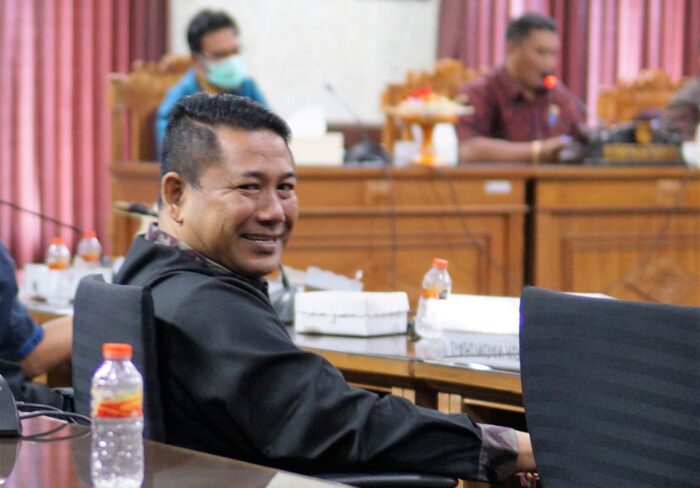 komisi-i-segera-bahas-polemik-resort-gumang