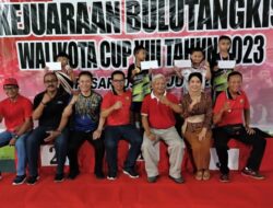 PB Anugrah Juara Umum Turnamen Bulutangkis Walikota Cup 