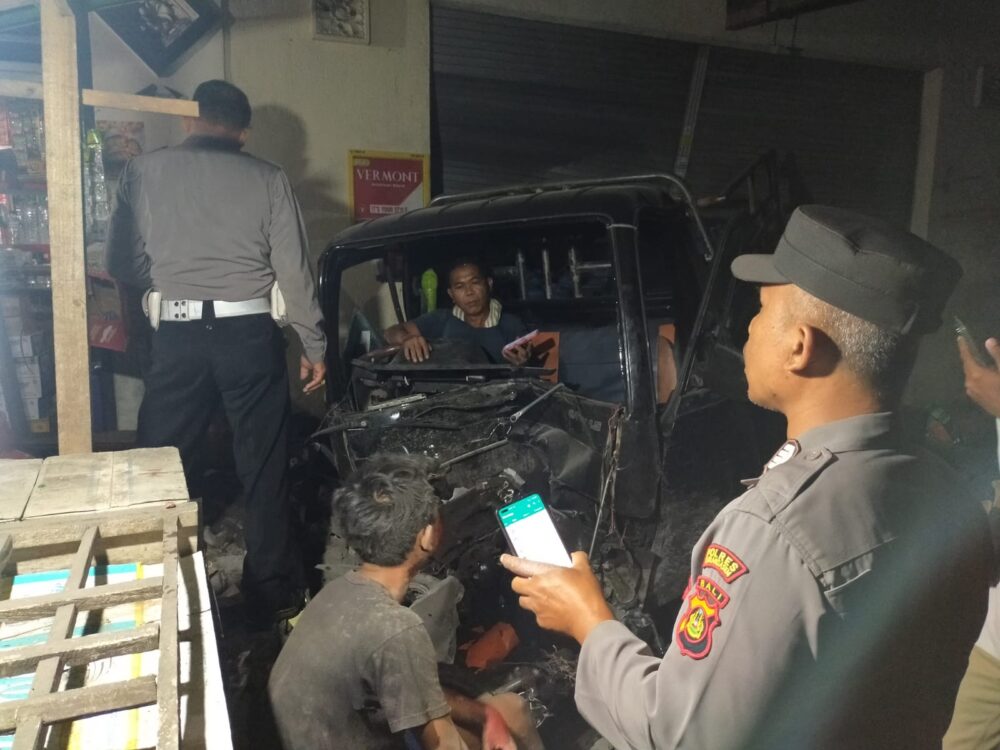 ditabrak-carry-pemotor-tewas