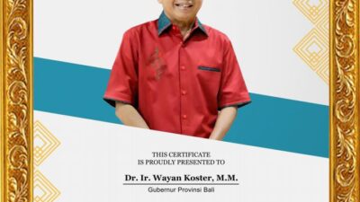 government-public-relations-institute-anugerahi-gubernur-bali-wayan-koster-penghargaan-top-government-public-relations-figure-2023