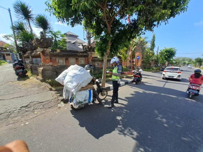 seminggu-operasi-zebra-polantas-karangasem-tilang-ratusan-pelanggar