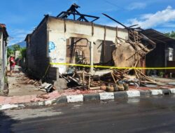 Ditinggal Keluar, Rumah dan Warung Terbakar
