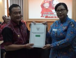 Diterima Bupati Gede Dana, Karangasem Raih Penghargaan ORI Bali