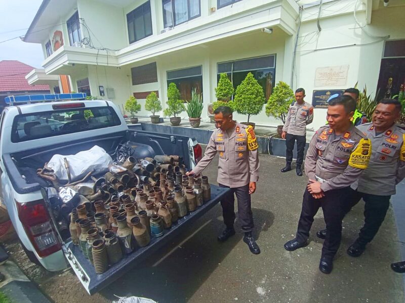 ratusan-knalpot-brong-diamankan-polres-karangasem-begini-hukumannya-bagi-pelanggar