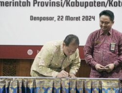 Pj. Gubernur Bali Serahkan LKPD Unaudited Pemerintah Provinsi Bali Tahun 2023