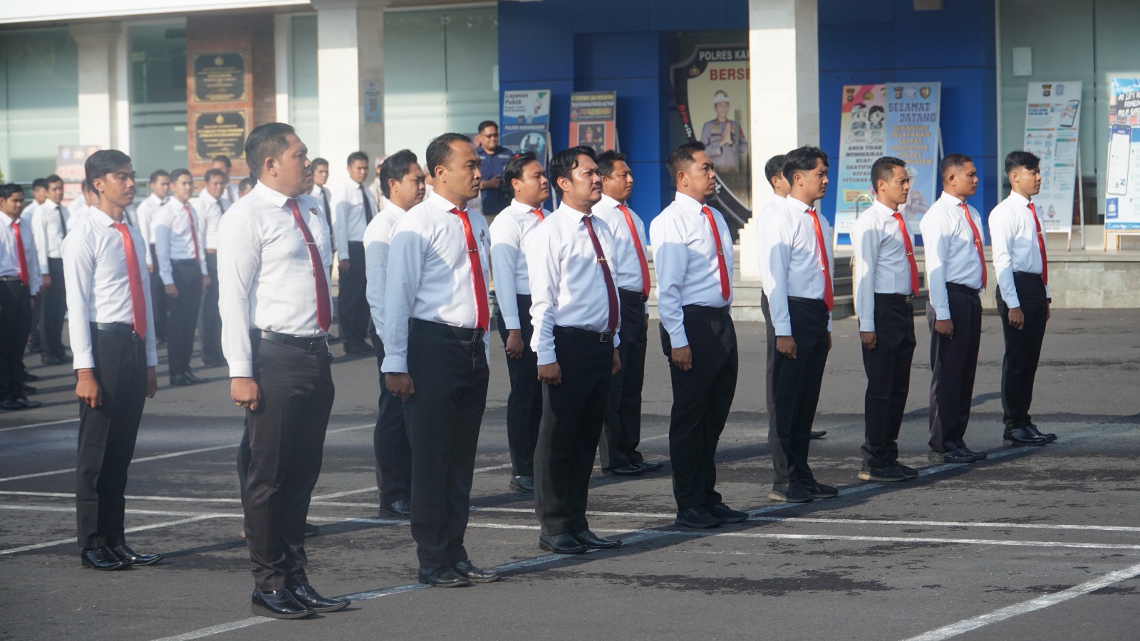 sukses-ungkap-kasus-narkoba-personel-satresnarkoba-polres-karangasem-raih-penghargaan