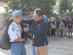 Tebar Pengaruh TIK dan Pola Asuh Gen-Z, Mahasiswa Polstat STIS Lakukan PKL di Buleleng