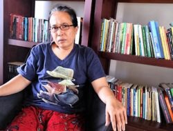 Bali Kehilangan Budayawan Nyentrik Bernama Cok Sawitri