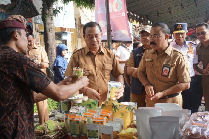 pemkab-karangasem-luncurkan-gerakan-pangan-murah