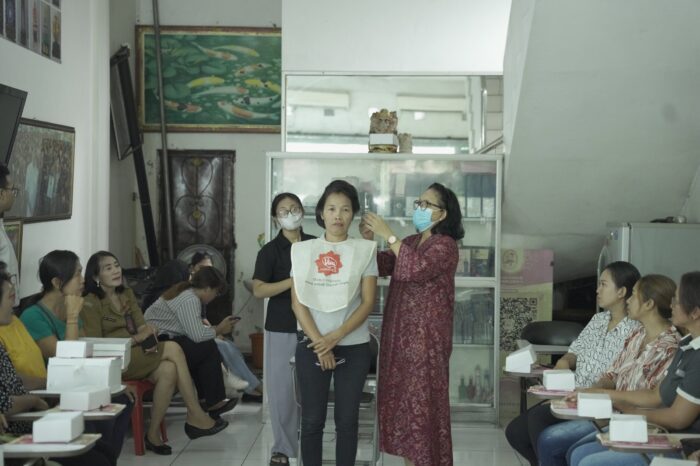 dinas-sosial-gelar-pelatihan-tata-rias-bagi-perempuan-rawan-sosial-ekonomi