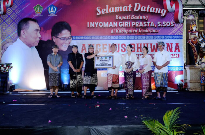 kabupaten-jembrana-dikunjungi-badung-angelus-buana-bupati-giri-prasta-bawakan-hibah-dan-bkk-senilai-100-miliar-lebih