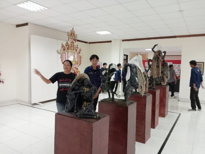 mahasiswa-seni-rupa-undiksha-siap-gelar-pameran-upload-ke-dunia-nyata