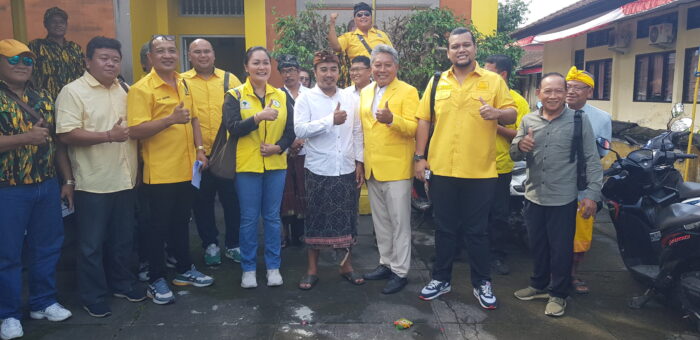 ikut-kontestasi-pilkada-putra-penglingsir-puri-klungkung-tjok-gede-agung-sumara-wisesa-daftar-ke-golkar