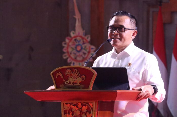 kunjungi-buleleng-menteri-azwar-anas-minta-kinerja-asn-berdampak