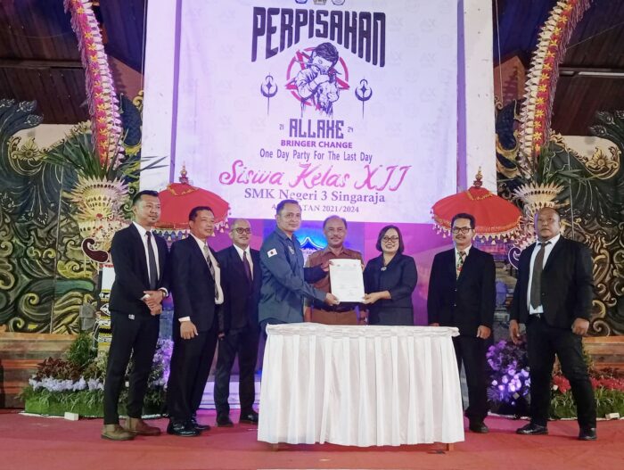 lepas-757-siswa-smkn-3-singaraja-gelar-perpisahan-bertajuk-one-day-party-for-last-day