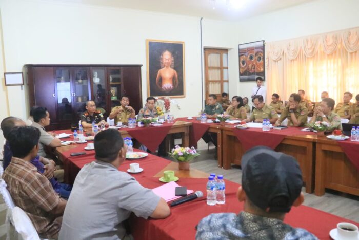 pemkab-buleleng-fasilitasi-percepatan-pensertifikatan-tanah-eks-timor-timur