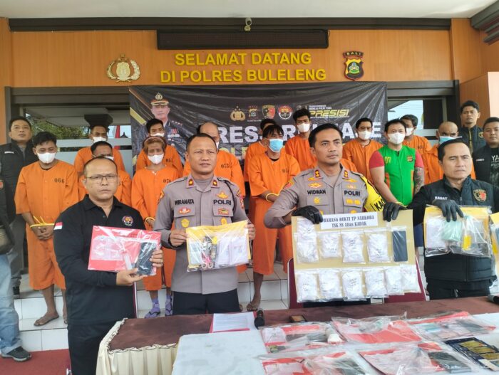 15-pelaku-kejahatan-narkoba-dibekuk-tim-goak-poleng