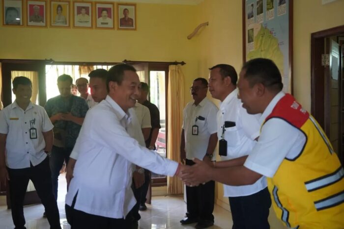 pembangunan-jalan-kunci-kemajuan-pariwisata-karangasem