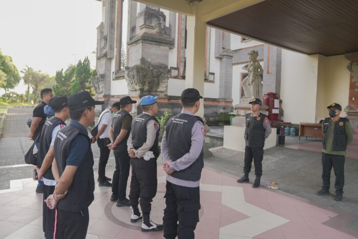 unit-pemberantasan-pungutan-liar-kabupaten-badung-lakukan-pengawasan-pelayanan-publik-di-kantor-samsat