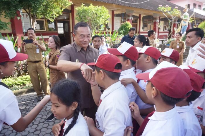 bupati-gede-dana-hadiri-beragam-bergizi-seimbang-dan-aman-b2sa-goes-to-school