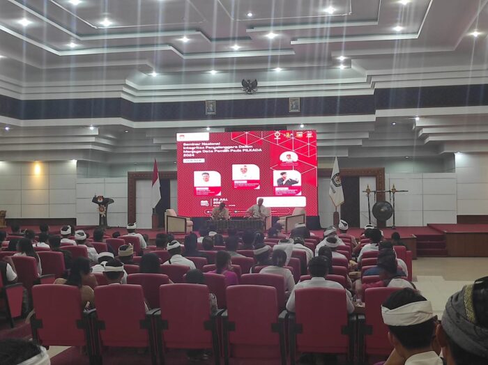 kpu-karangasem-gelar-seminar-tekankan-kerahasiaan-data-pribadi-pemilih