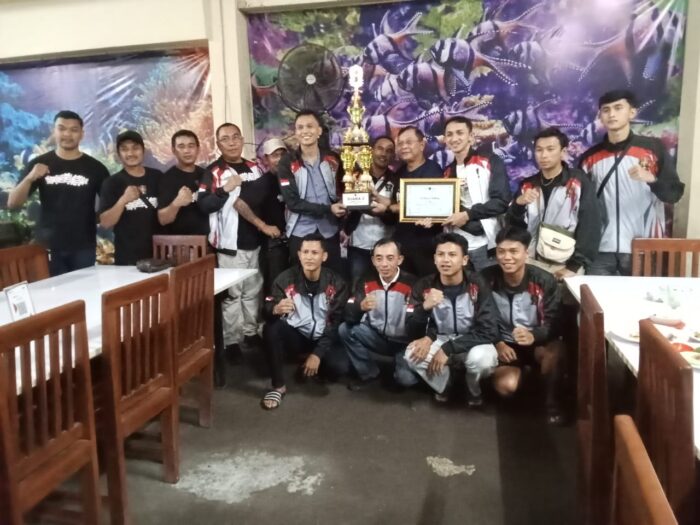 sutjidra-apresiasi-prestasi-club-bola-voli-r-joss24-buleleng