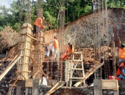 Desa Adat Bugbug Bangun Pura Melanting dan Stana Bhatara Rambut Sedana di Sanghyang Ambu