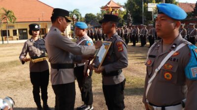 terlibat-narkoba-oknum-polisi-diberhentikan-tidak-dengan-hormat
