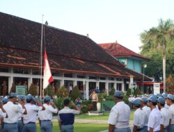 Kabag SDM Polres Buleleng Ajak Siswa SMKN 3 Singaraja Menjadi Calon Polisi Masa Depan Penjaga NKRI
