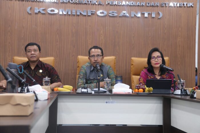 sekda-suyasa-paparkan-isu-strategis-dalam-forum-konsultasi-publik-rkpd-2026