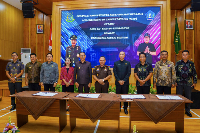 wabup-suiasa-hadiri-jaga-desa-bersama-perbekel-se-badung