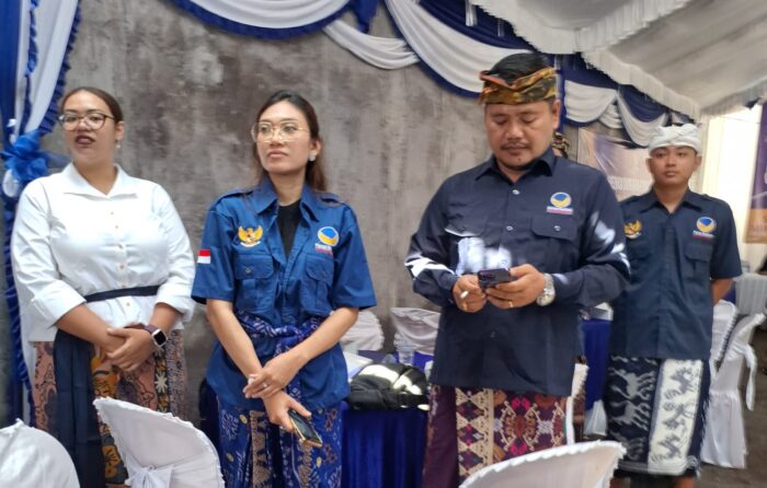 dua-kader-golkar-karangasem-gabung-ke-nasdem