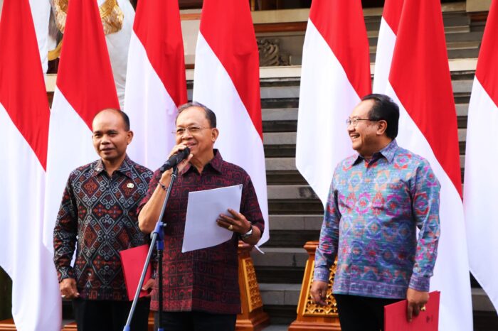 izin-usaha-bakal-dicabut-se-nomor-9-2025-wajibkan-pelaku-usaha-bentuk-unit-kelola-sampah-berbasis-sumber-dan-batasi-plastik-sekali-pakai