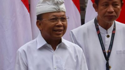 ratusan-umkm-boleh-jualan-di-area-bencingah-pura-agung-besakih-gubernur-koster-prioritas-produk-lokal-bali-2