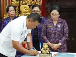 Putu Anggreni (Mantan Jurnalis) Dikukuhkan Jadi Ketua GOW Karangasem 