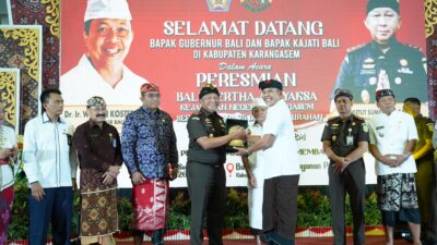 bale-kertha-adhyaksa-kabupaten-karangasem-diresmikan-kejati-bali-berharap-konflik-desa-adat-bisa-diselesaikan-musyawarah