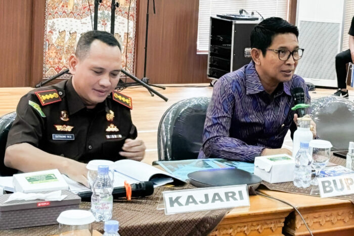 bupati-badung-apresiasi-kajari-badung-kawal-kasus-hukum-sengketa-aset-pemkab-badung-di-desa-adat-pererenan
