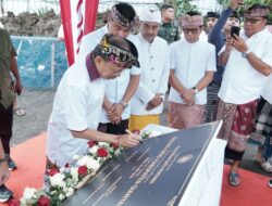 Gubernur Koster Tandai Pembangunan PJT RSUD Sanjiwani, Mahayastra: Bukti Komitmen Pemprov Bali untuk Warga di 4 Kabupaten